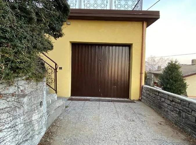 Dom wakacyjny Assunta Premeno